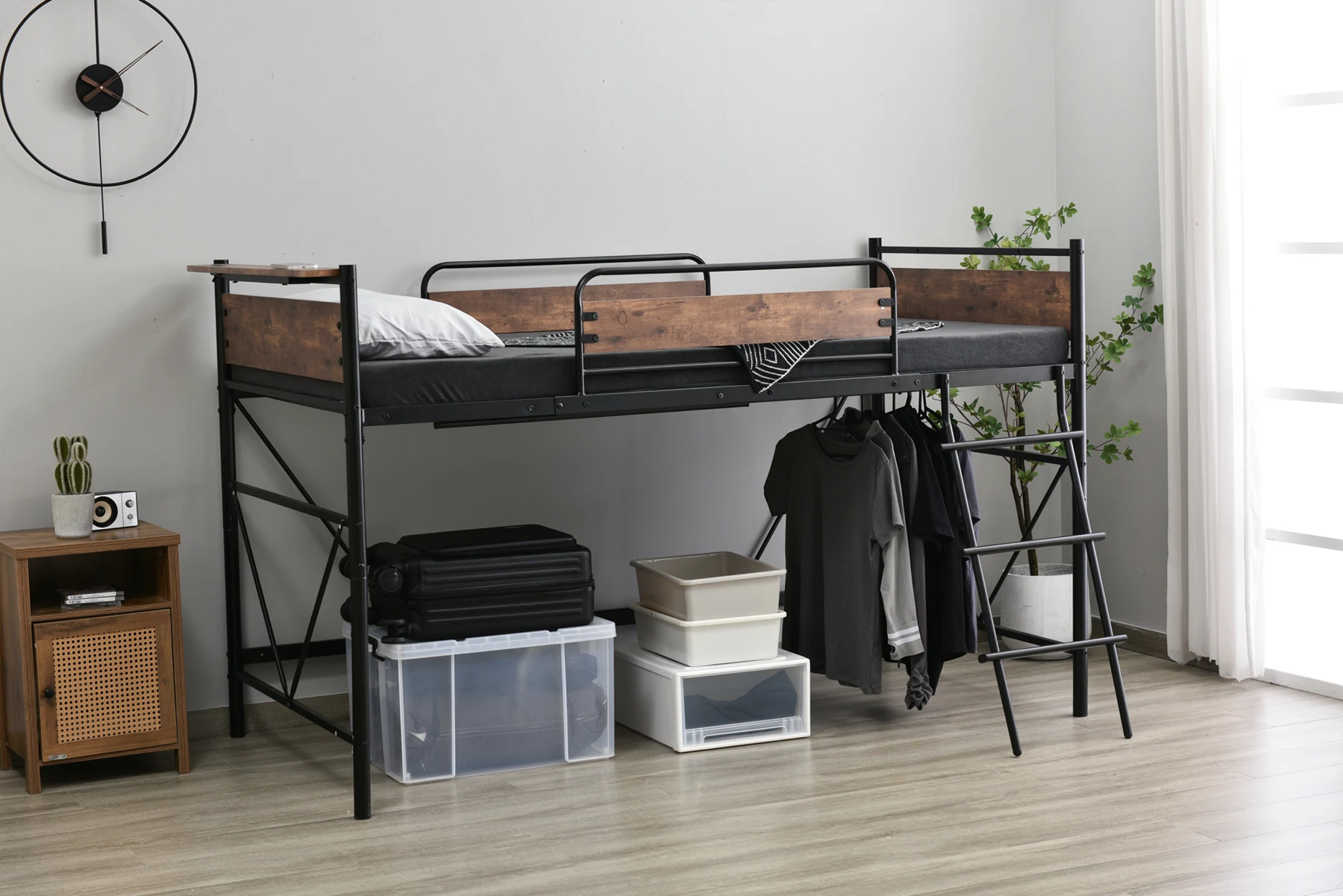 ロフトベッド パイプベッド シングル 耐荷重150kg 高さ125cm システムベッド ロータイプ ミドルタイプ 収納 北欧風 大人 一人暮らし ハンガーポール4本付属 送料無料 スチール 耐震 ベッド 子供部屋