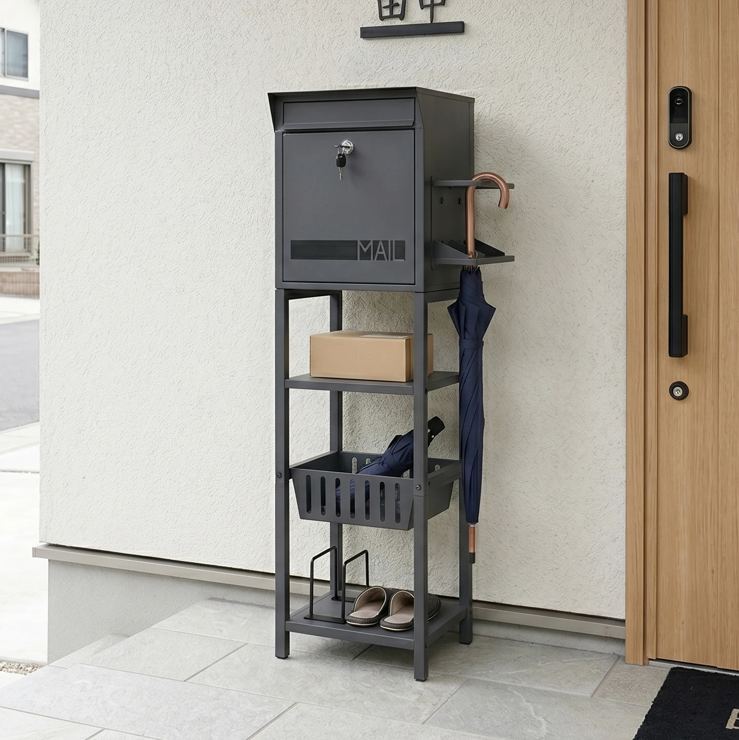 置き型 スタンド かご付きポスト鍵付き 玄関前 収納 スタンドポスト ポスト 北欧 一戸建て用 スタンドポスト メールボックス A4対応 新聞受け 高級 おしゃれ【ダークグレー】