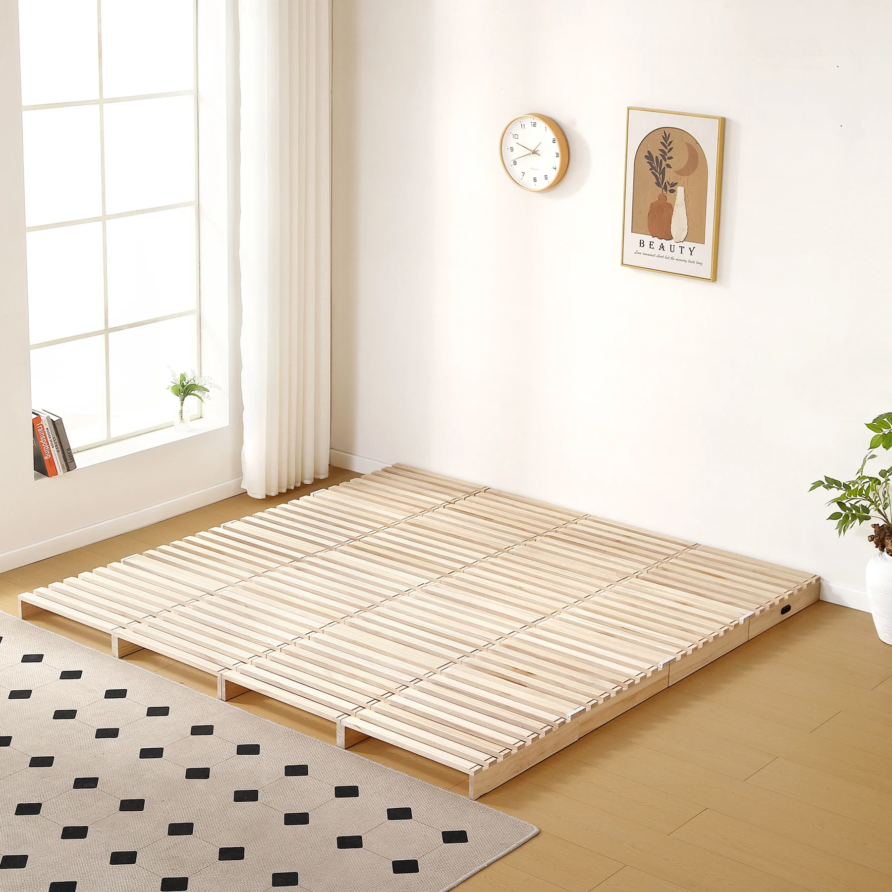 パレットベッド 16枚セット すのこベッド コンセント付き 天然パイン材 ローベッド 50*50cm 組み換え自由 木製 天然木 軽量 ベッド パレット ロータイプ ベッドフレーム