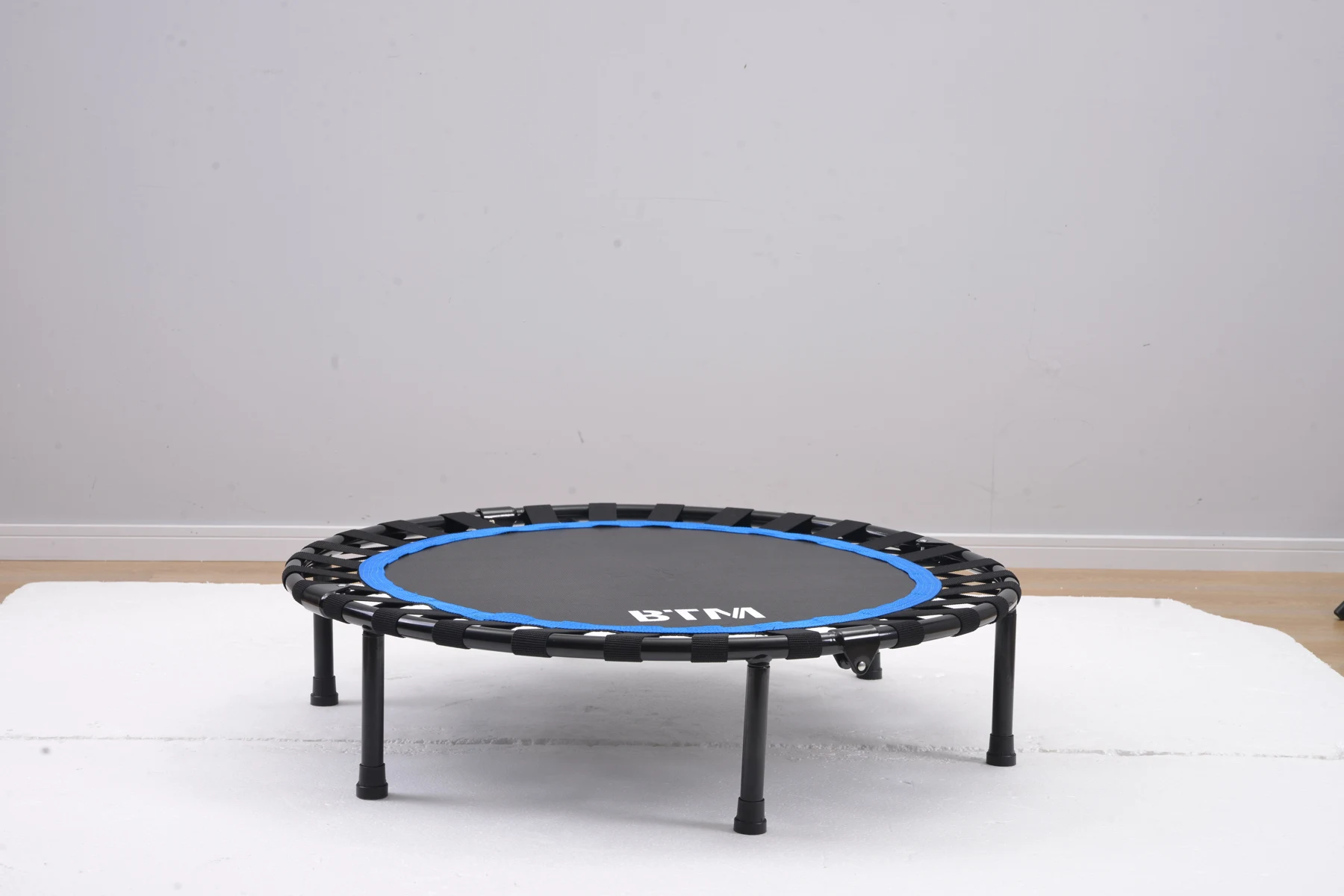 補助手すり付き トランポリン 耐荷重110kg 102cm ゴム ダイエット器具 健康器具 折りたたみ おもちゃ エクササイズ フィットネス 室内運動 あそび 家庭用 子供用 大人用 有酸素運動