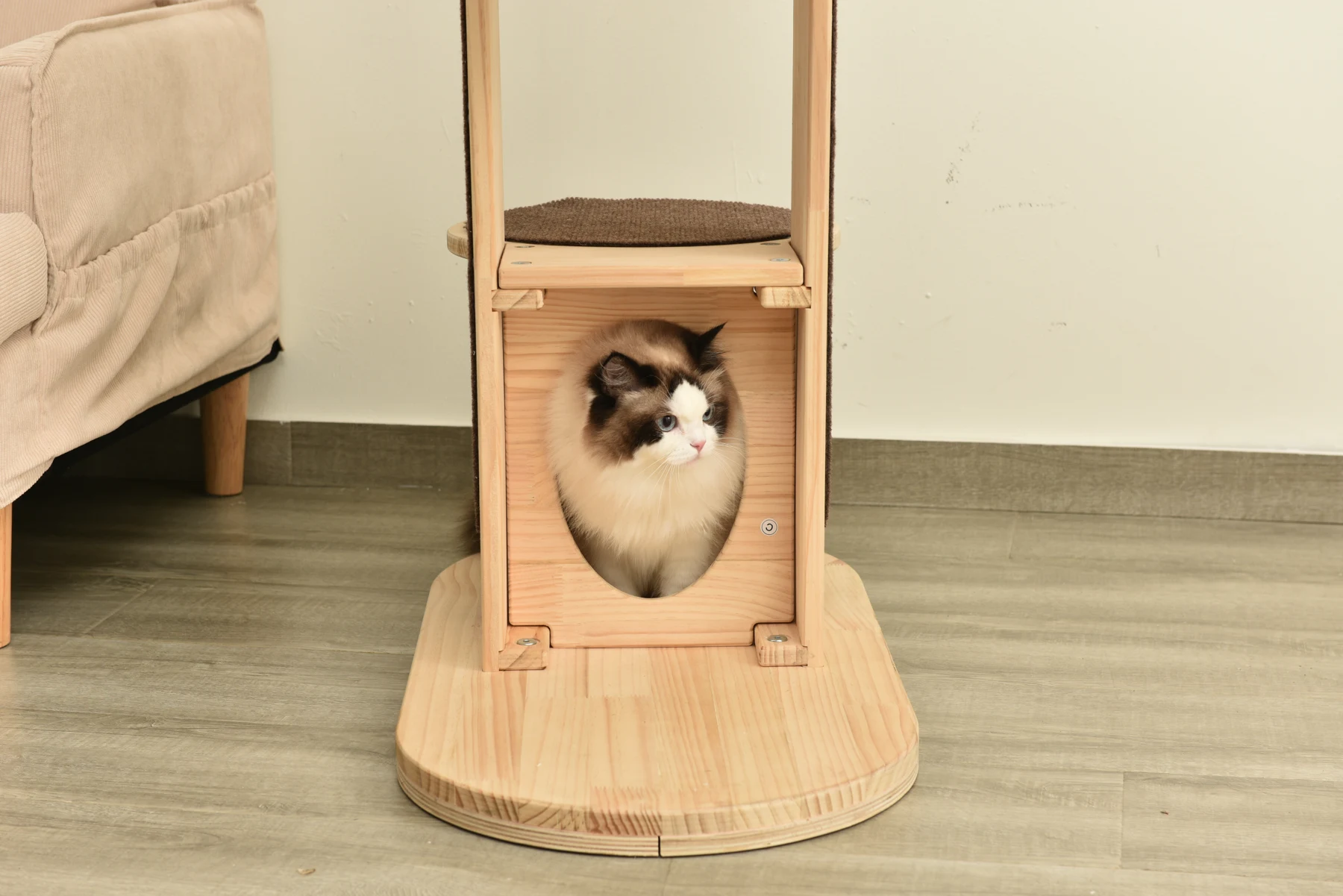 【TX309397AAA】【N504P221100A】【N504P286720A】猫タワー 木製 天然木 宇宙船付き 猫ハウス 頑丈 据え置き おしゃれ 可愛い麻紐 爪とぎ支柱 安全安心 ペット用品 ペット 通気性良い