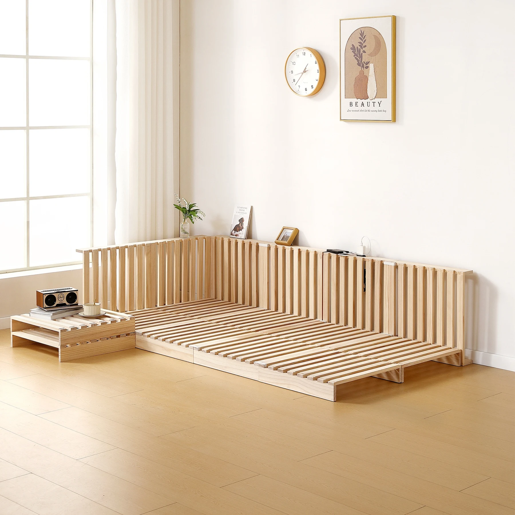 パレットベッド 12枚セット すのこベッド コンセント付き 天然パイン材 ローベッド 50*50cm 組み換え自由 木製 天然木 軽量 ベッド パレット ロータイプ ベッドフレーム